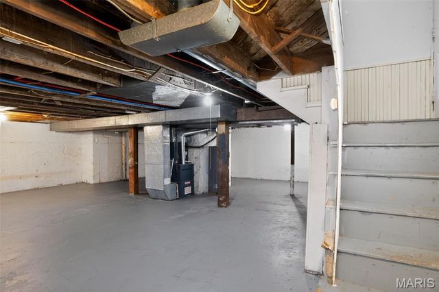 437 S Clark Avenue, St Louis, MO 63135