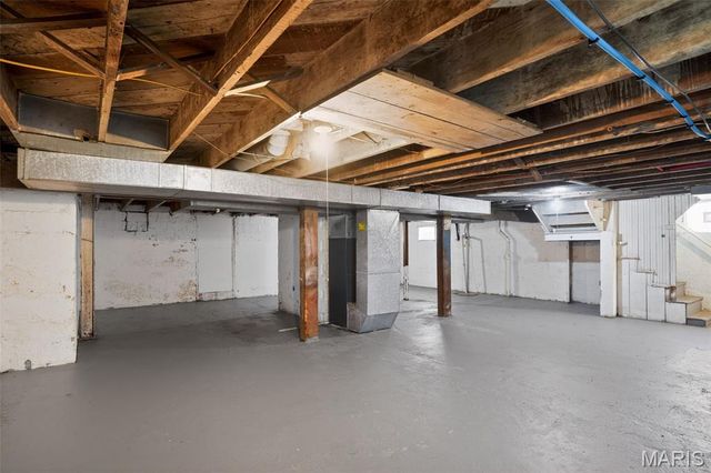 437 S Clark Avenue, St Louis, MO 63135