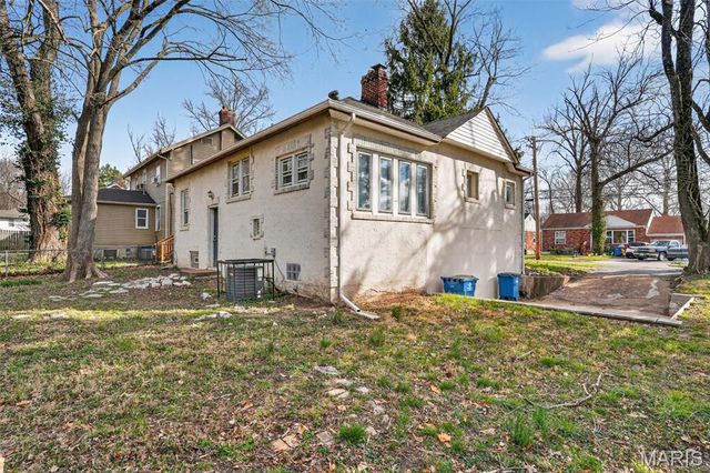 437 S Clark Avenue, St Louis, MO 63135