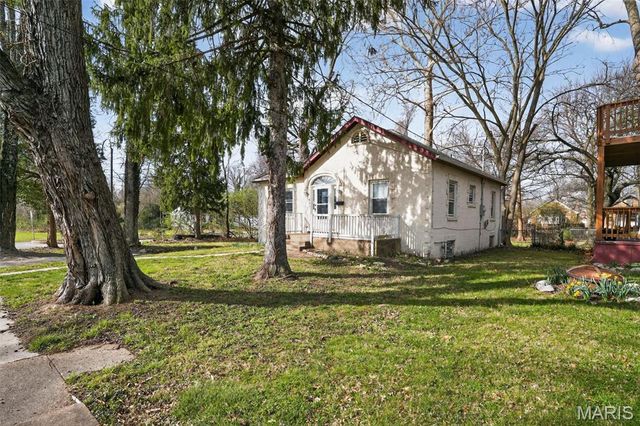 437 S Clark Avenue, St Louis, MO 63135