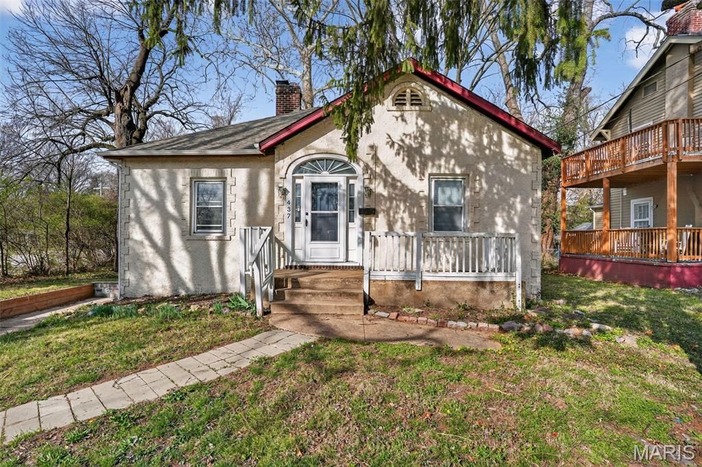 437 S Clark Avenue, St Louis, MO 63135