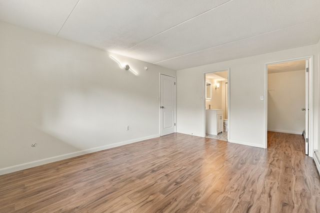 75 Mccormick Terrace 13, Stoughton, MA 02072