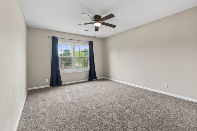 474 Bamburg Dr, Clarksville, TN 37040