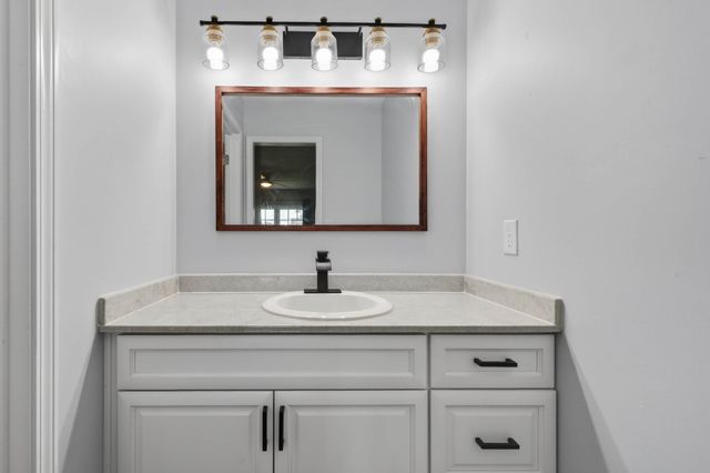 474 Bamburg Dr, Clarksville, TN 37040