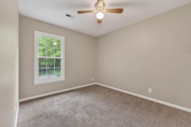 474 Bamburg Dr, Clarksville, TN 37040