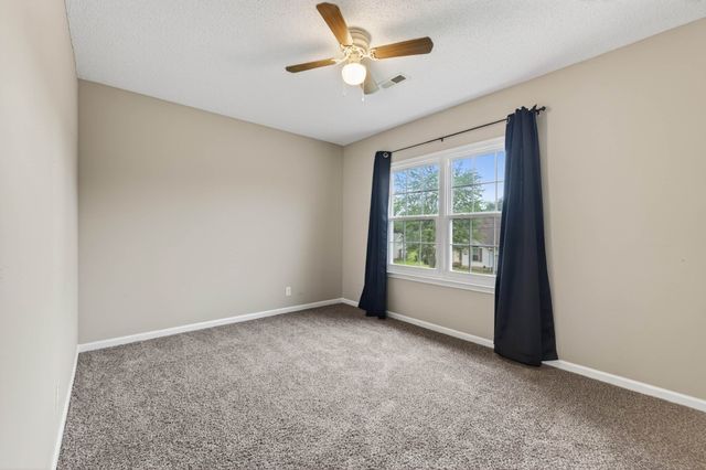 474 Bamburg Dr, Clarksville, TN 37040