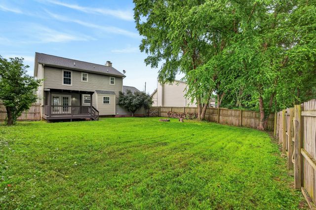 474 Bamburg Dr, Clarksville, TN 37040