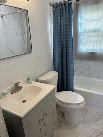 3800 Tigerbelle Dr, Nashville, TN 37209