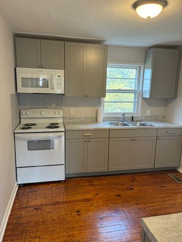 3800 Tigerbelle Dr, Nashville, TN 37209