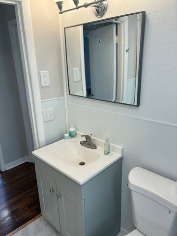 3800 Tigerbelle Dr, Nashville, TN 37209