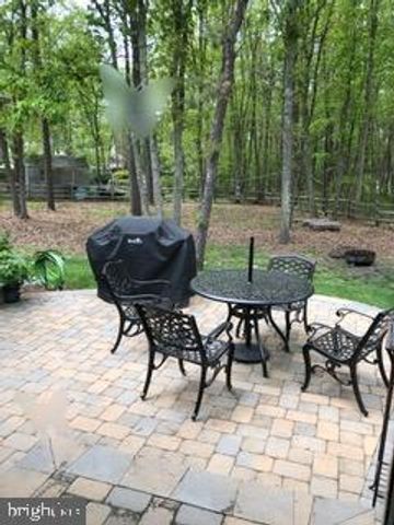 1 DEWBERRY CT, Medford, NJ 08055