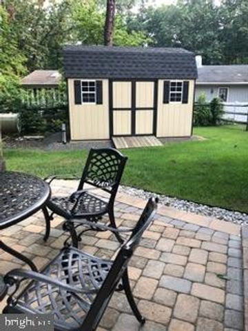 1 DEWBERRY CT, Medford, NJ 08055