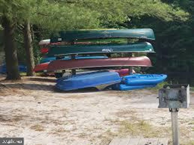 1 DEWBERRY CT, Medford, NJ 08055