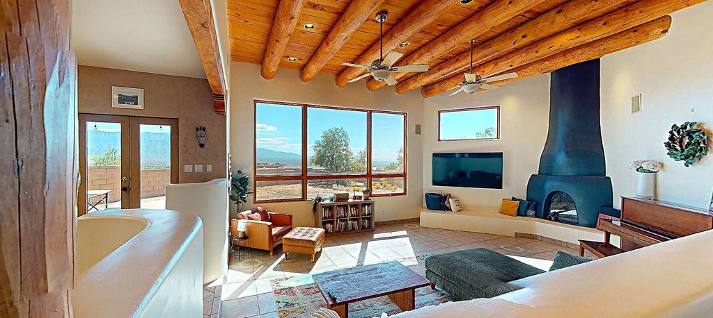 6021 DEL CARMEN Drive NE, Rio Rancho, NM 87144