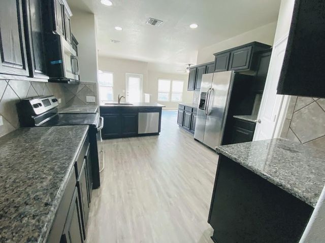 228 Avalanche Ave, Georgetown, TX 78626