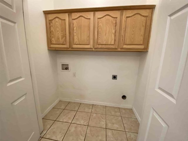 300 E Main Street, Lancaster, TX 75146