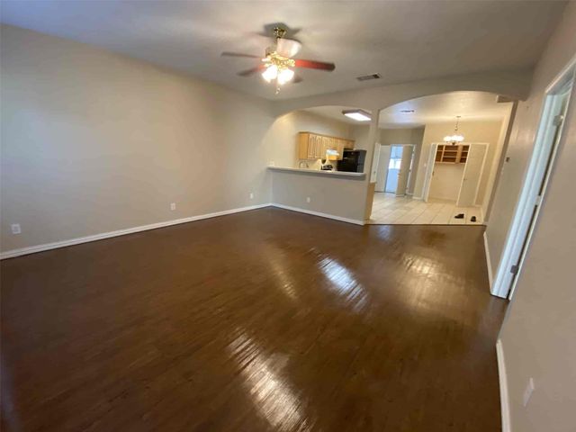 300 E Main Street, Lancaster, TX 75146