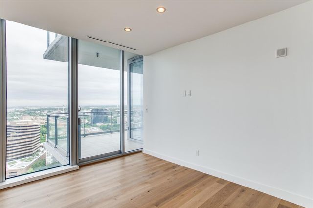 2900 Mckinnon Street 2404, Dallas, TX 75201