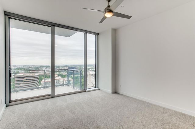 2900 Mckinnon Street 2404, Dallas, TX 75201