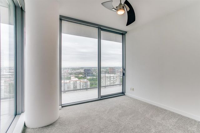 2900 Mckinnon Street 2404, Dallas, TX 75201