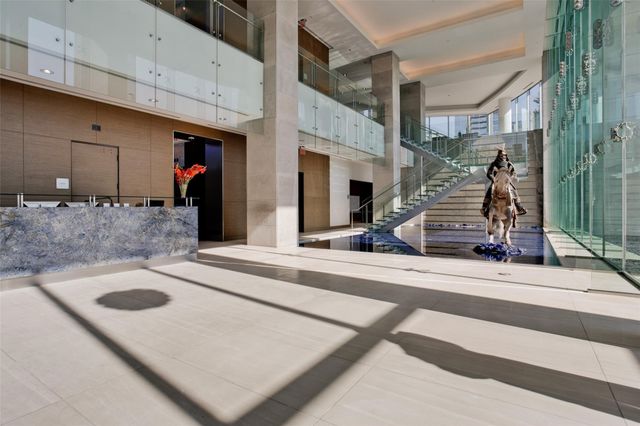 2900 Mckinnon Street 2404, Dallas, TX 75201