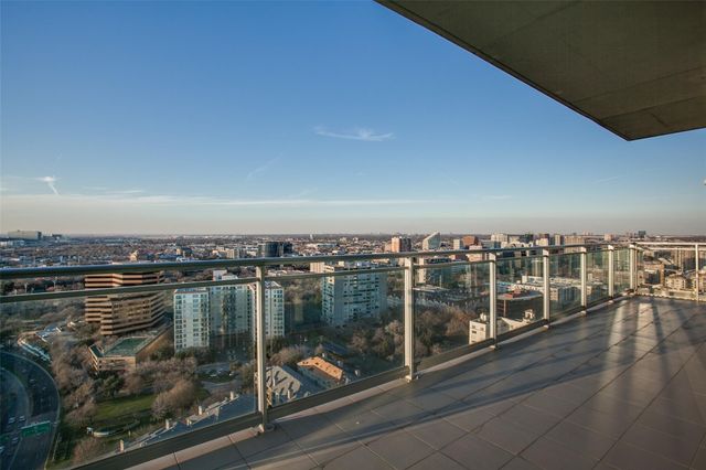 2900 Mckinnon Street 2404, Dallas, TX 75201