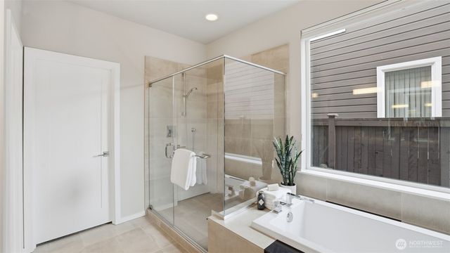 23623 SE 248th Place, Maple Valley, WA 98038