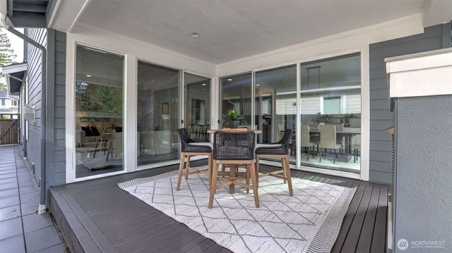 23623 SE 248th Place, Maple Valley, WA 98038