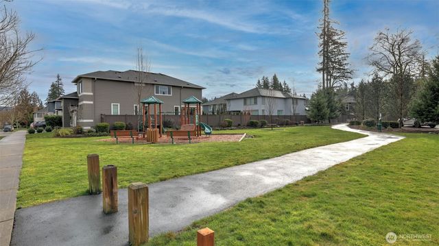 23623 SE 248th Place, Maple Valley, WA 98038