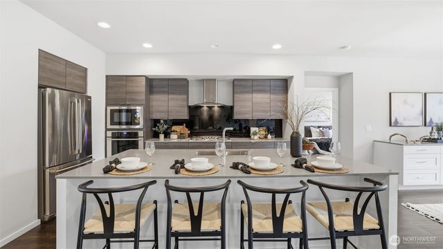 23623 SE 248th Place, Maple Valley, WA 98038