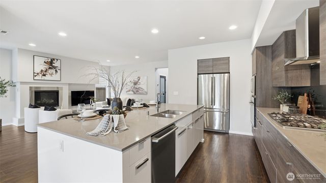 23623 SE 248th Place, Maple Valley, WA 98038