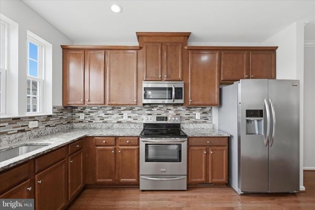 8206 HERITAGE CROSSING CT, Manassas, VA 20109