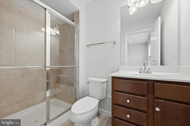 8206 HERITAGE CROSSING CT, Manassas, VA 20109