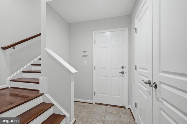 8206 HERITAGE CROSSING CT, Manassas, VA 20109