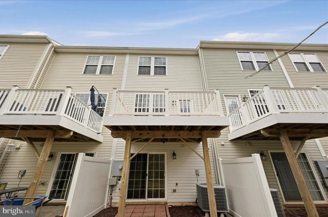 8206 HERITAGE CROSSING CT, Manassas, VA 20109