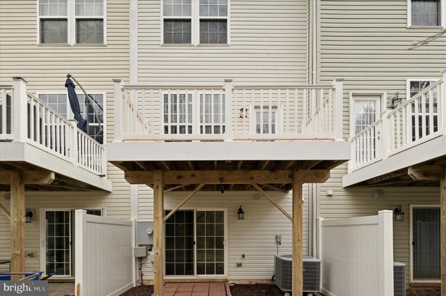 8206 HERITAGE CROSSING CT, Manassas, VA 20109