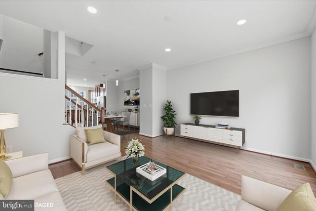 8206 HERITAGE CROSSING CT, Manassas, VA 20109