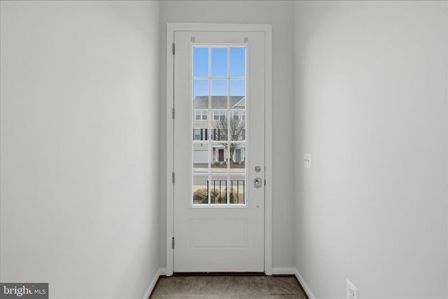 8206 HERITAGE CROSSING CT, Manassas, VA 20109