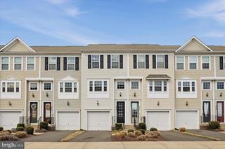 8206 HERITAGE CROSSING CT, Manassas, VA 20109