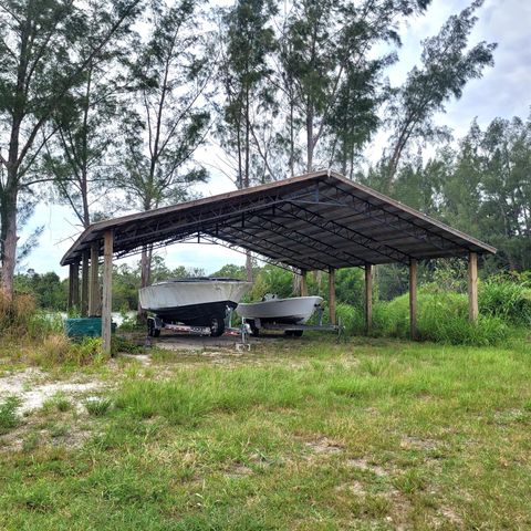 6390 SE Bridge Road, Hobe Sound, FL 33455