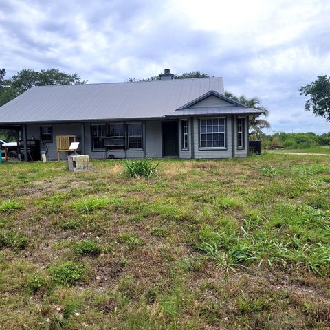 6390 SE Bridge Road, Hobe Sound, FL 33455