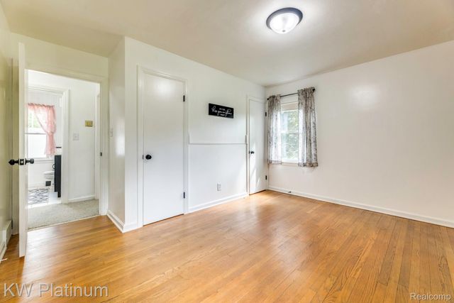 5930 Gratiot Avenue, St. Clair Township, MI 48079
