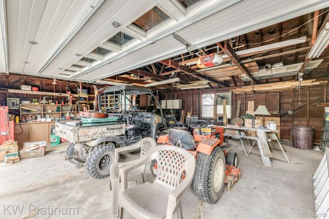 5930 Gratiot Avenue, St. Clair Township, MI 48079