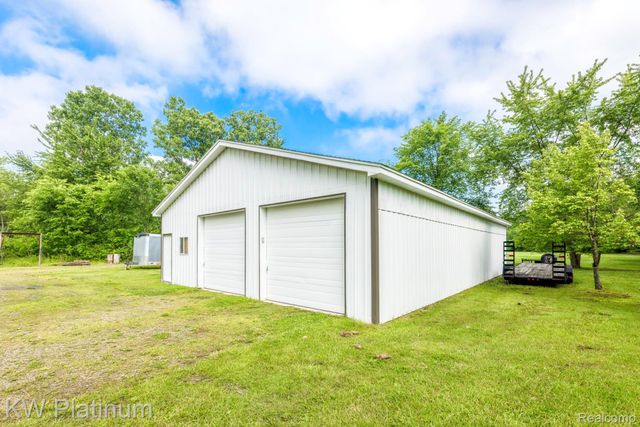 5930 Gratiot Avenue, St. Clair Township, MI 48079
