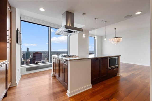 60 E Monroe Street 6102, Chicago, IL 60603