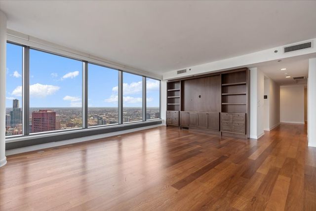 60 E Monroe Street 6102, Chicago, IL 60603