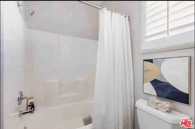 82118 Hopkins Drive, Indio, CA 92201