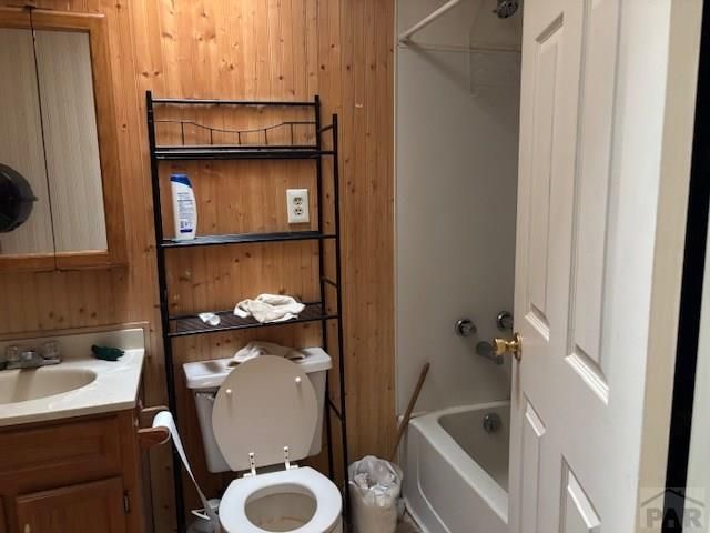 490 A St, Penrose, CO 81240