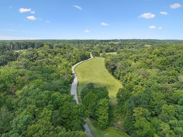 6 N Lick Creek Rd, Franklin, TN 37064