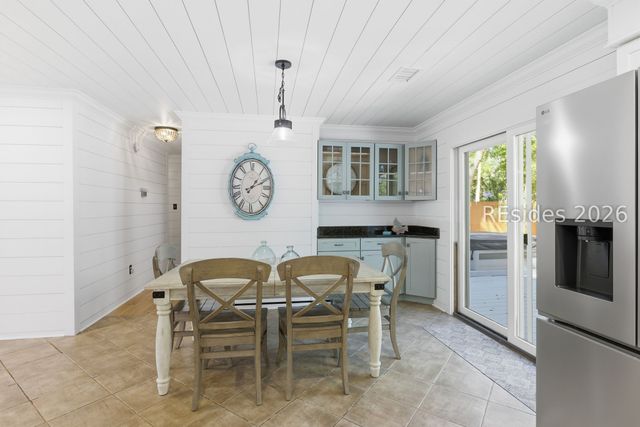 8 Azalea St, Hilton Head Island, SC 29928